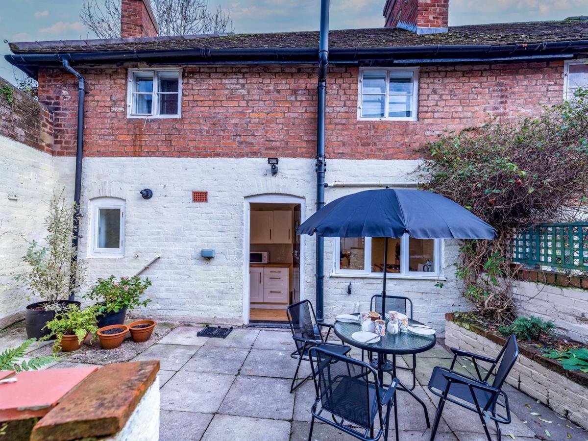 Pass The Keys Cosy 2 Bedroom Victorian Cottage Лудлоу Экстерьер фото